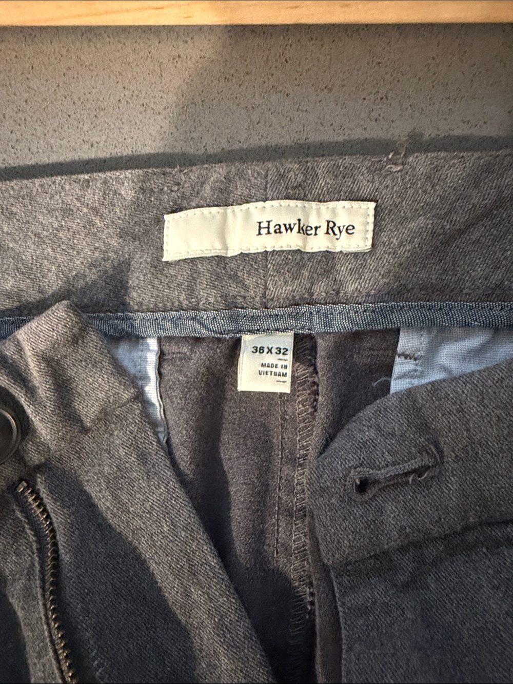 Hawker Rye Men's Gray Chinos 36x32 great condition- Classic Tailored Fit
